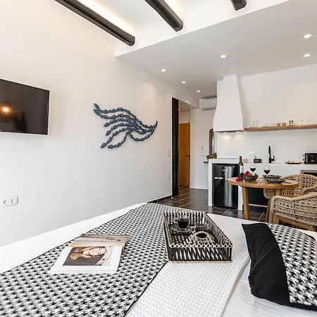 Fleria Seaview * Naxos City